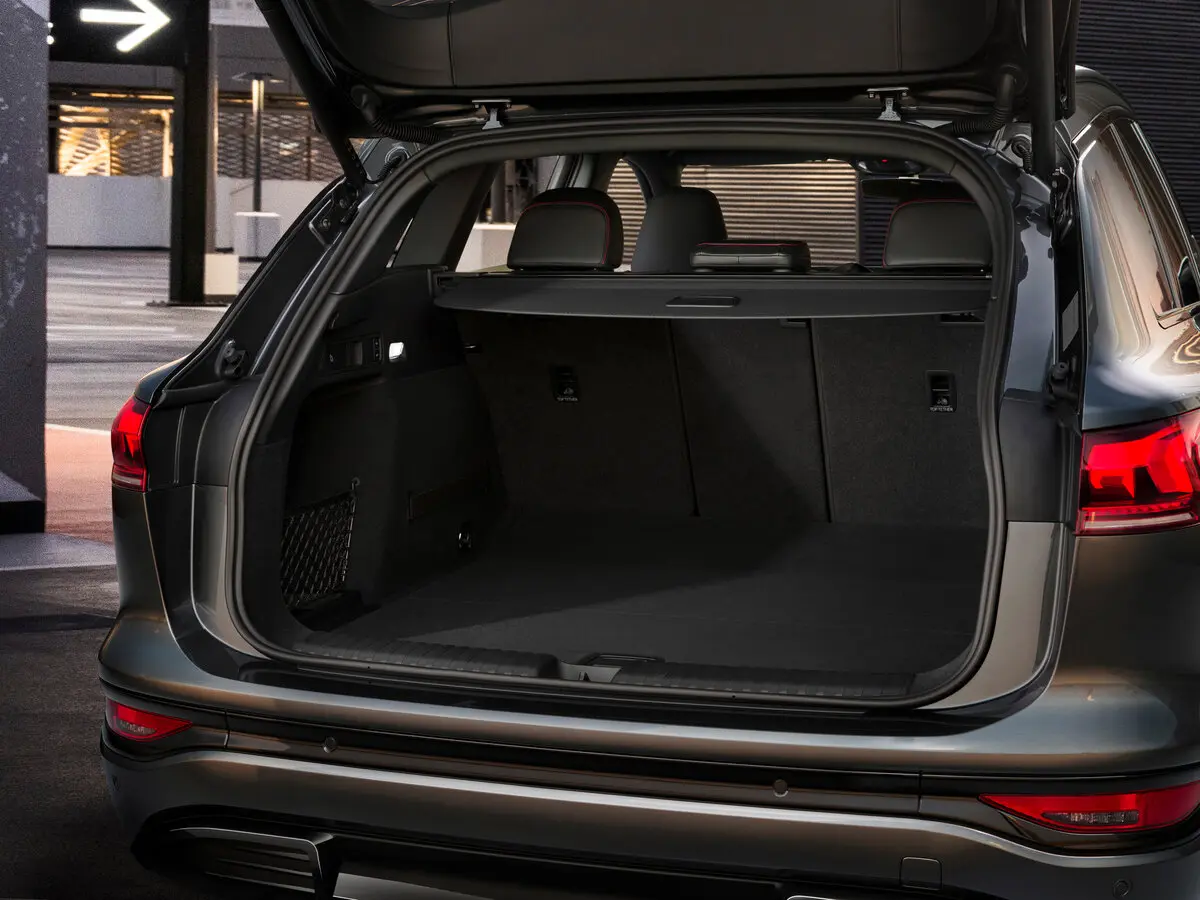 Audi SQ6 e-tron 2024 – н.в. Внедорожник 5 дв. — сүрөт 10