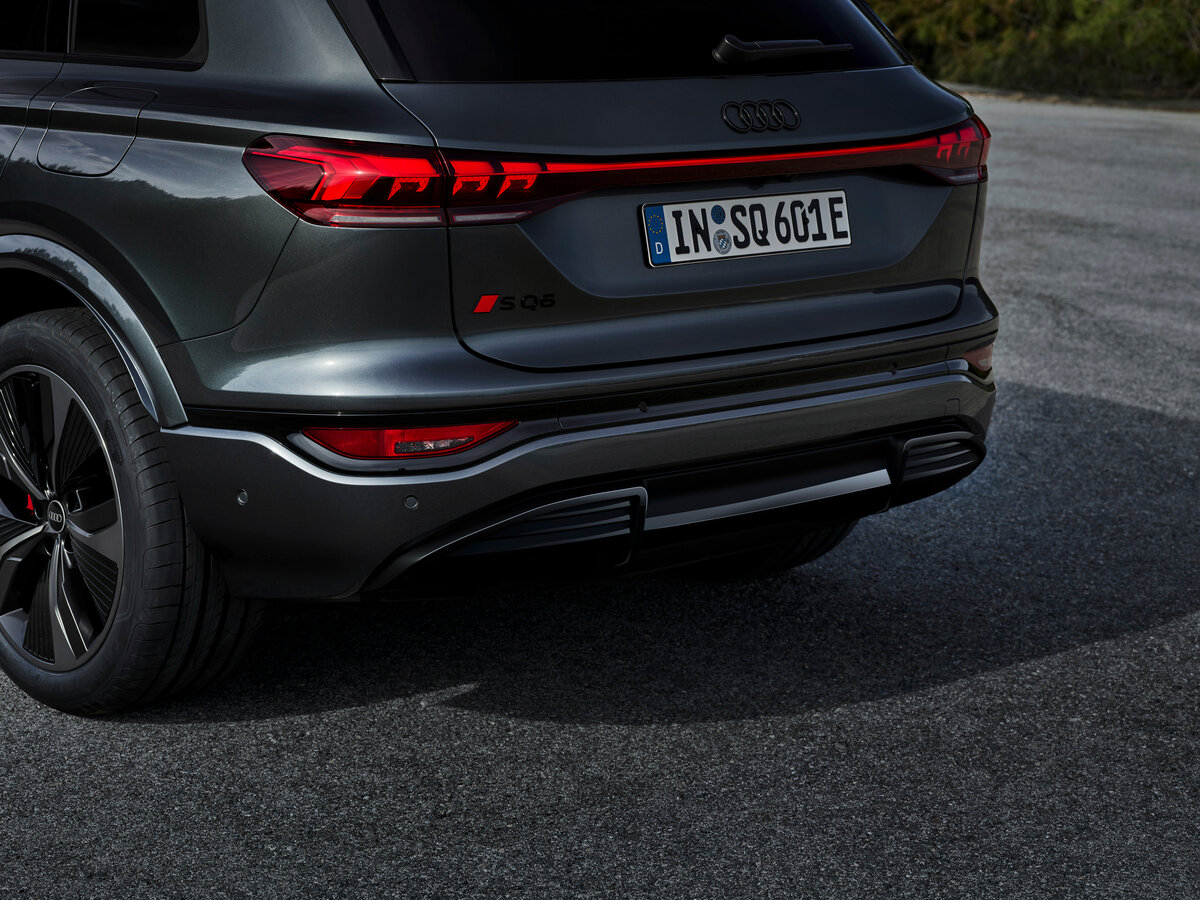 Audi SQ6 e-tron 2024 – н.в. Внедорожник 5 дв.