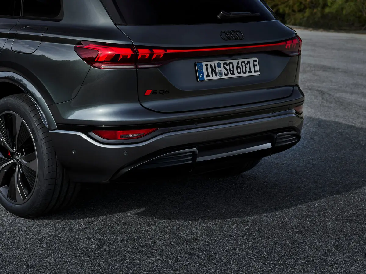 Audi SQ6 e-tron 2024 – н.в. Внедорожник 5 дв. — сүрөт 12