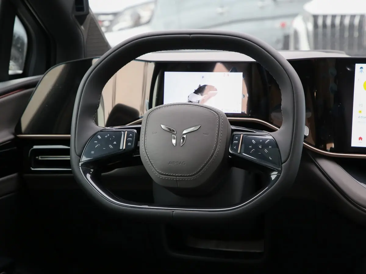 Hongqi EH7 2024 – н.в. Седан — 照片 6