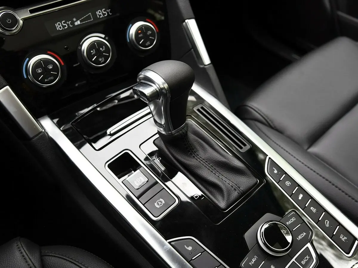 Haval H7 I (China Market) Внедорожник 5 дв. — сүрөт 8