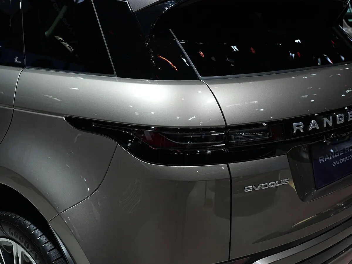 Land Rover Range Rover Evoque II Рестайлинг Внедорожник 5 дв. L — сүрөт 16
