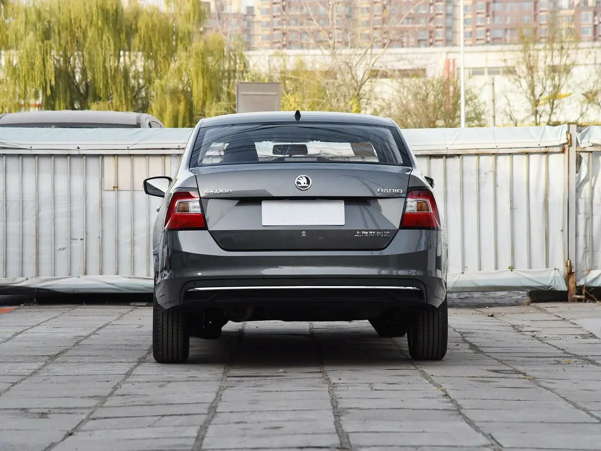 Skoda Rapid I Рестайлинг Седан L — фото 3