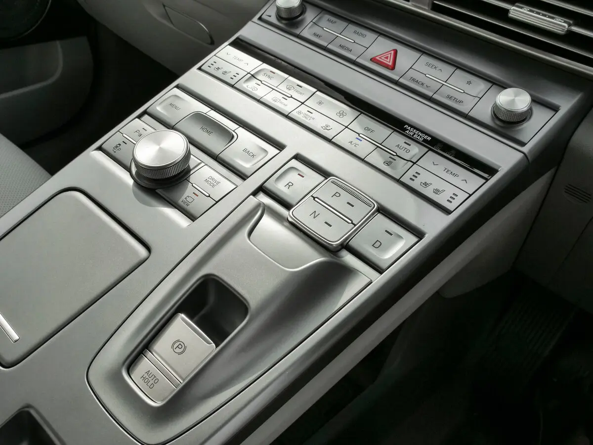 Hyundai Nexo I Внедорожник 5 дв. — сүрөт 11
