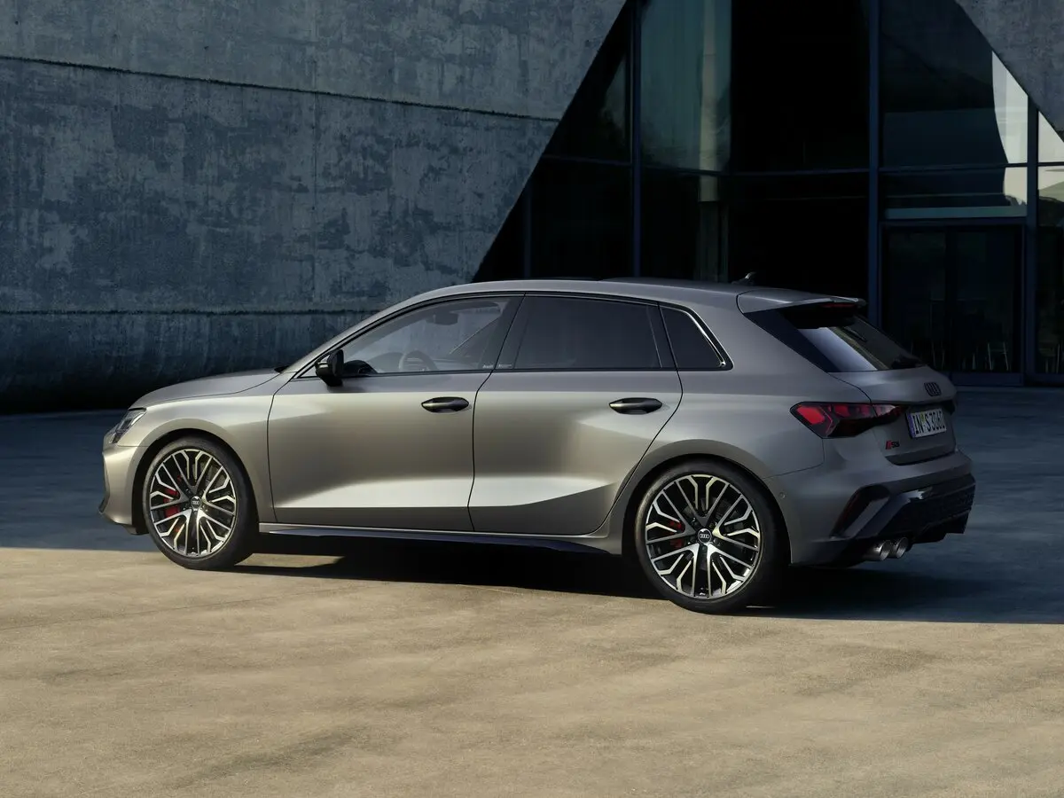 Audi S3 IV (8Y) Рестайлинг Хэтчбек 5 дв. Sportback — сүрөт 5