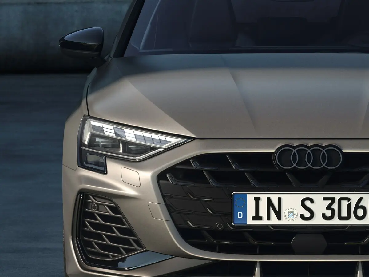 Audi S3 IV (8Y) Рестайлинг Хэтчбек 5 дв. Sportback — сүрөт 10
