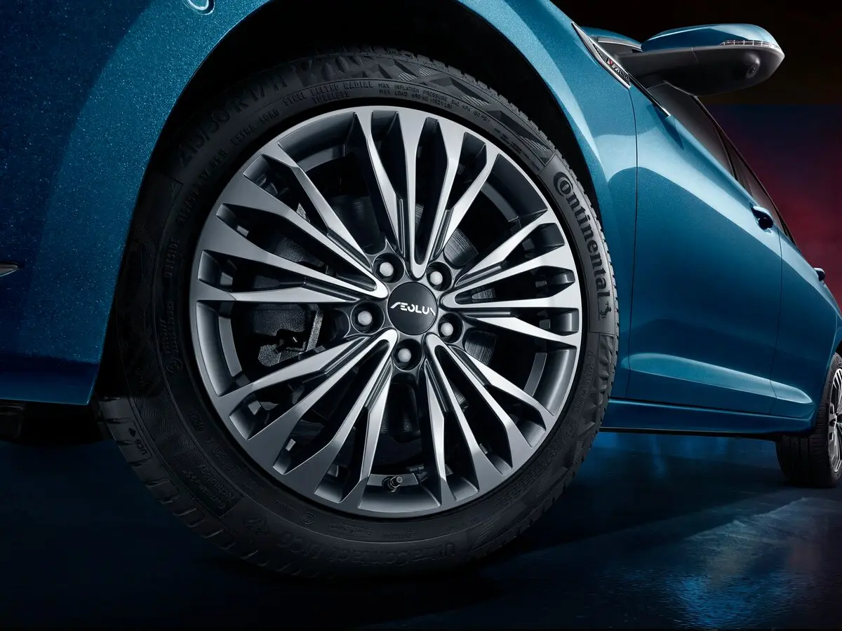 Dongfeng Aeolus Yixuan Max 2021 – н.в. Седан — photo 14