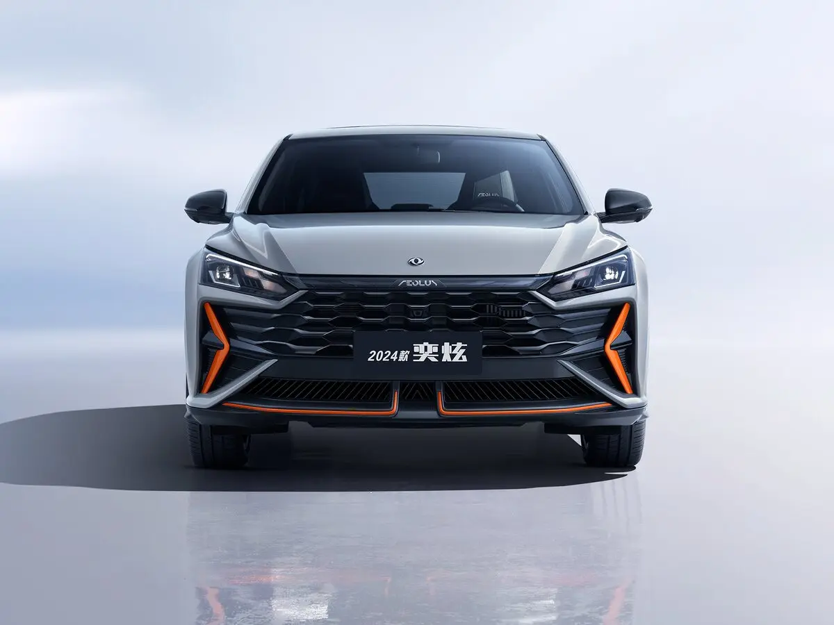 Dongfeng Aeolus Yixuan I Рестайлинг Седан — 照片 3