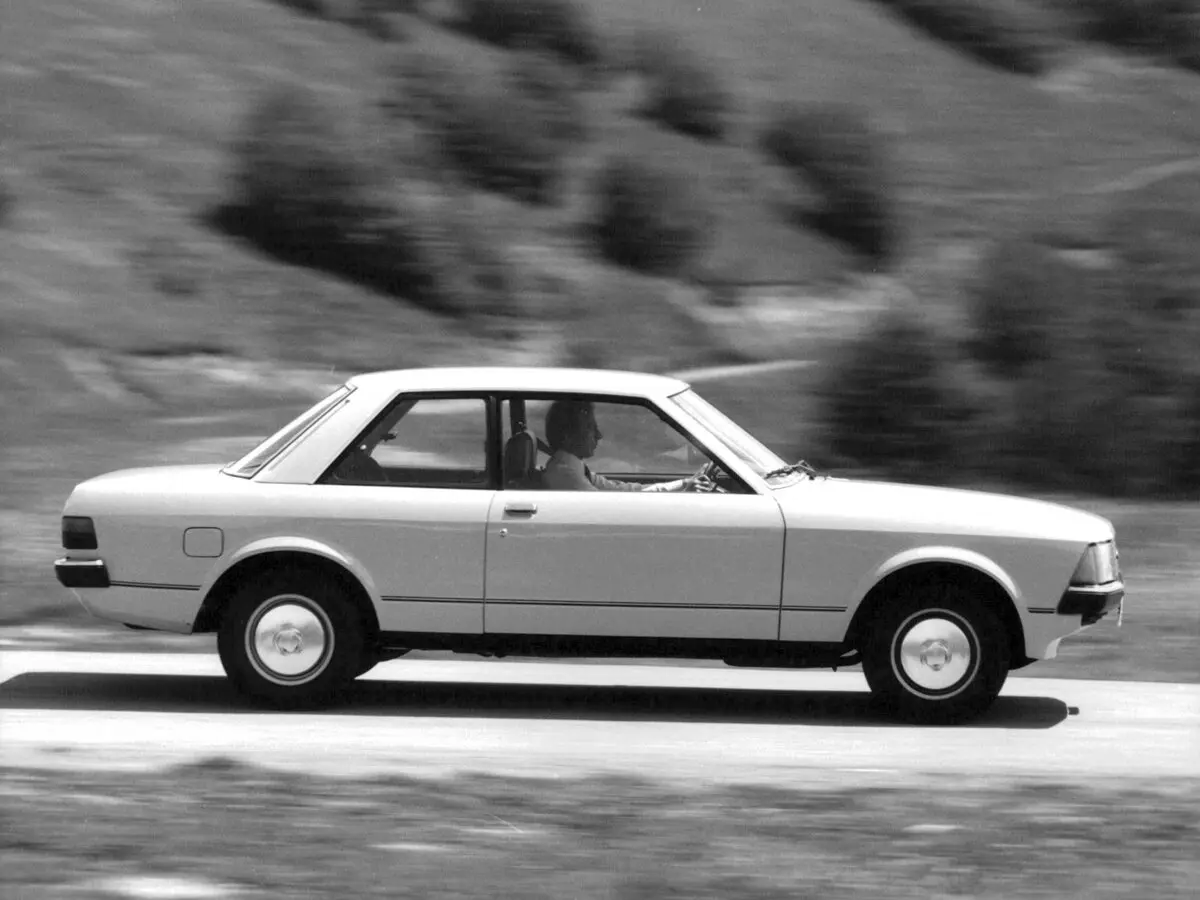 Ford Granada II Купе — сүрөт 2
