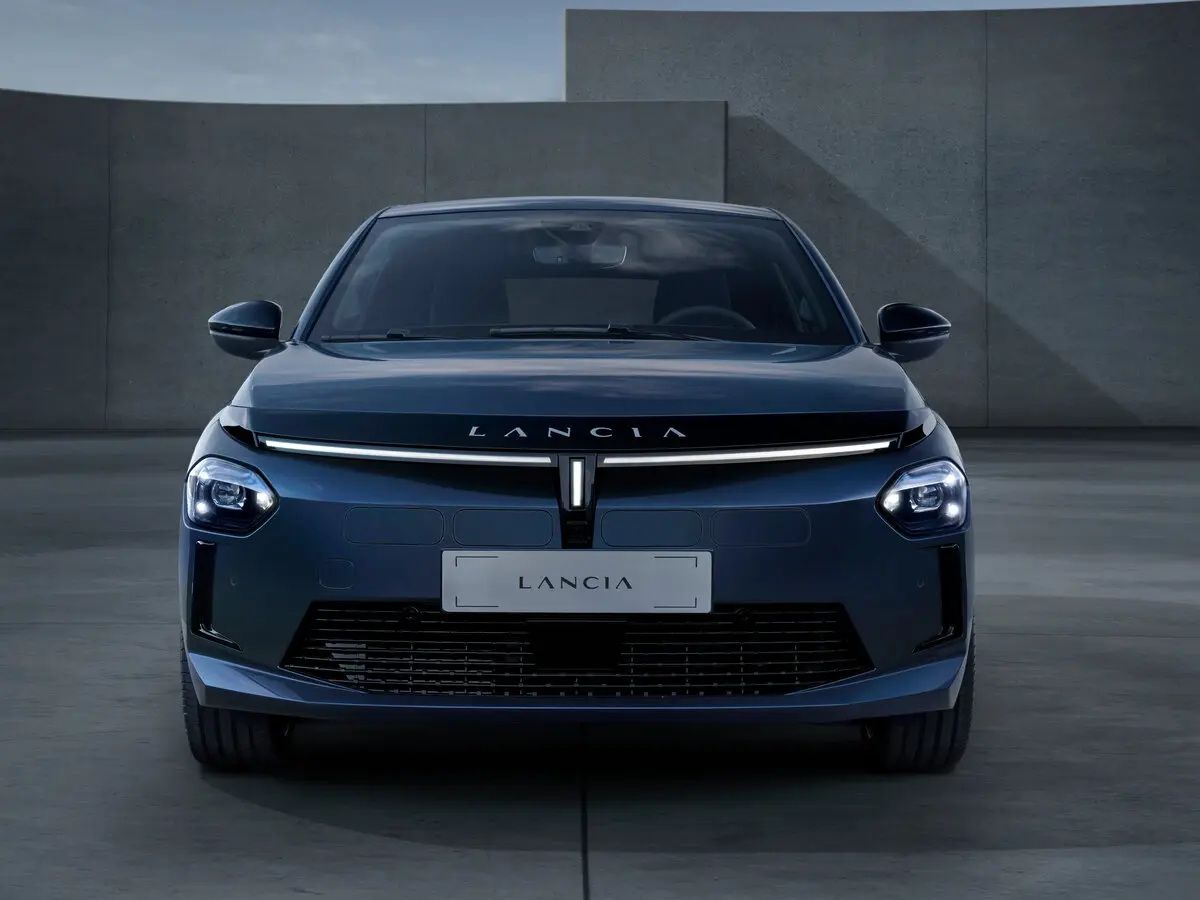 Lancia Ypsilon IV (Type L21) Хэтчбек 5 дв. — 照片 3