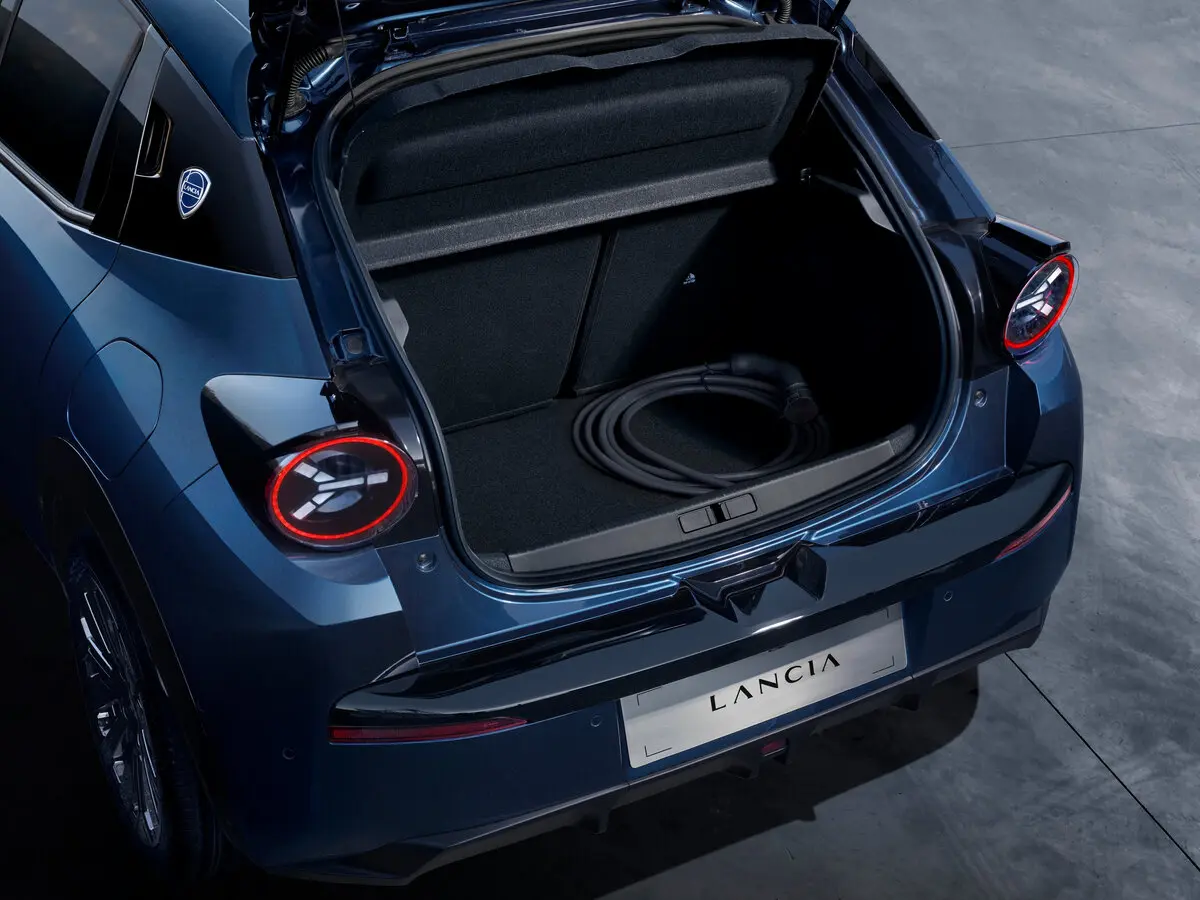 Lancia Ypsilon IV (Type L21) Хэтчбек 5 дв. — 照片 9