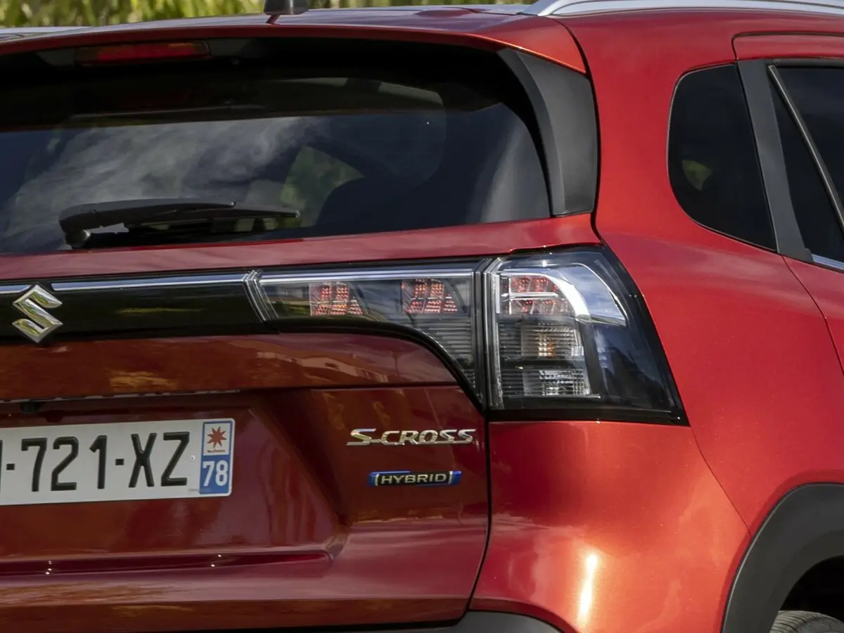 Suzuki SX4 III (S-Cross) Хэтчбек 5 дв. — сүрөт 13
