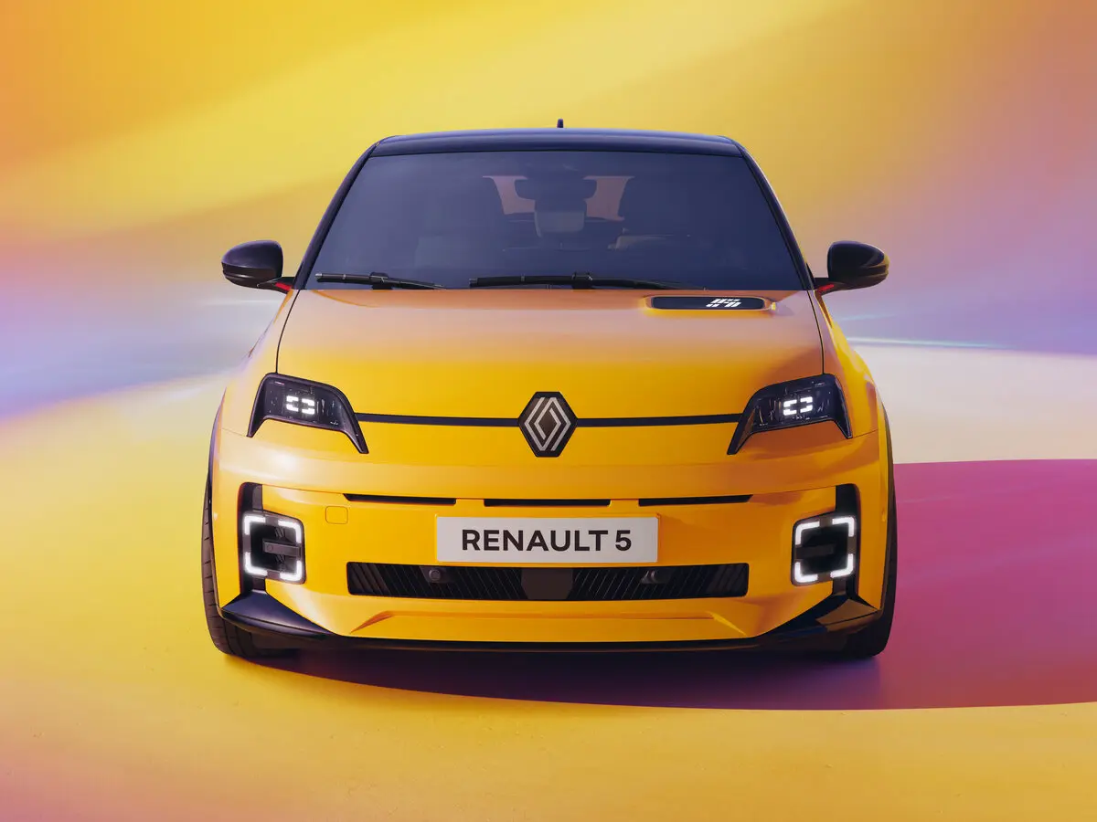 Renault 5 E-Tech III Хэтчбек 5 дв. — 照片 3
