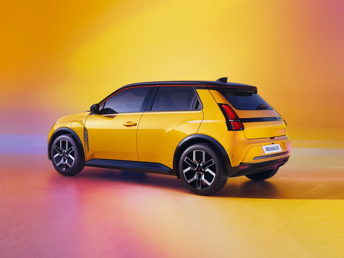 Renault 5 E-Tech III Хэтчбек 5 дв. — 照片 5