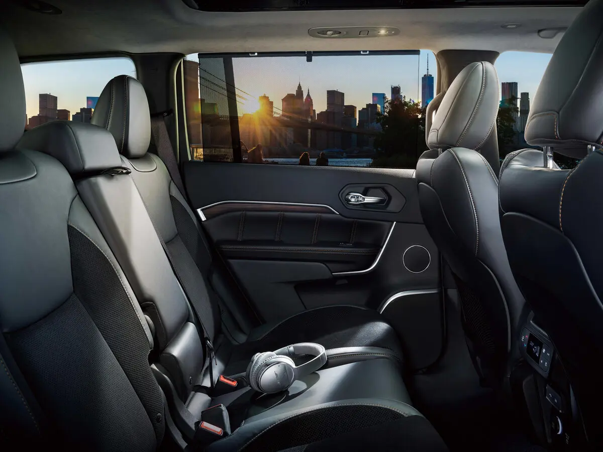 Jeep Grand Commander I (K8) Внедорожник 5 дв. — сүрөт 7