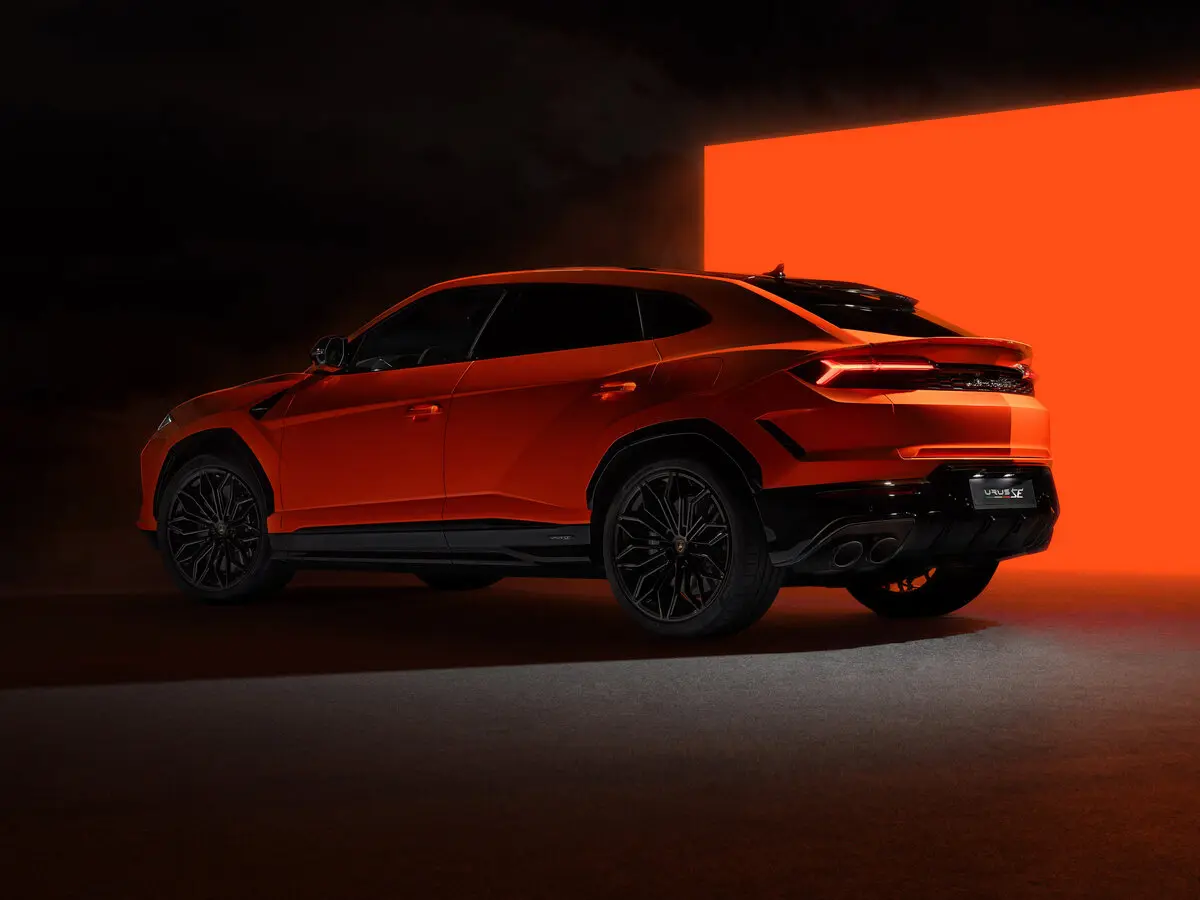 Lamborghini Urus I Рестайлинг Внедорожник 5 дв. SE — фото 5
