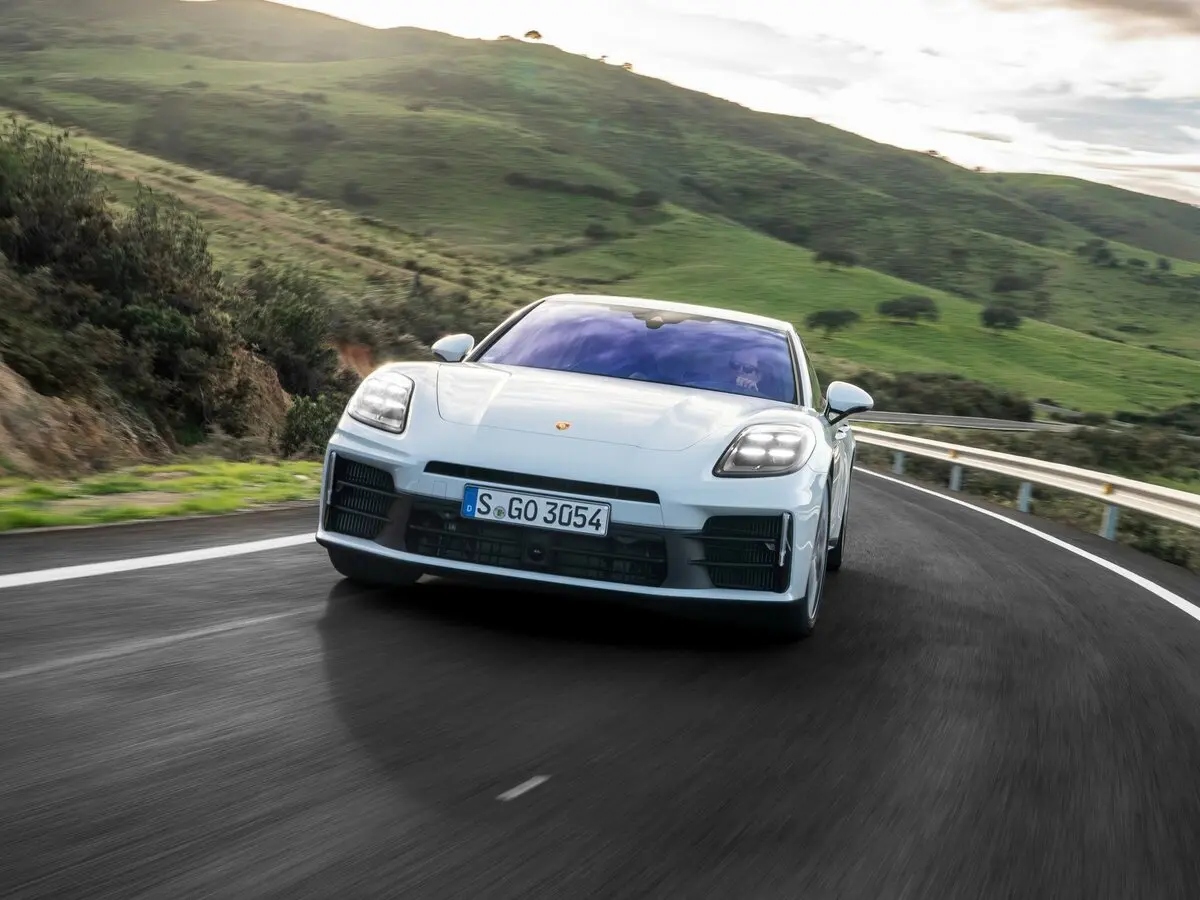 Porsche Panamera III Лифтбек Executive — сүрөт 2