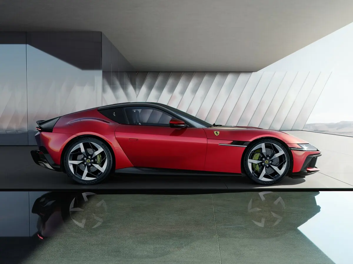 Ferrari 12Cilindri 2024 – н.в. Купе — сүрөт 2