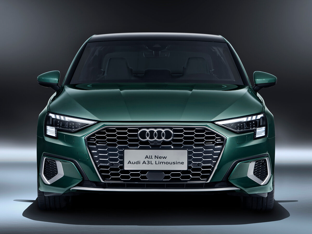 Audi A3 IV (8Y) Седан L — фото 3