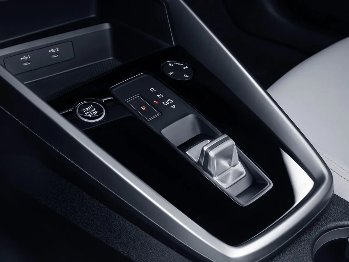 Audi A3 IV (8Y) Седан L — сүрөт 11