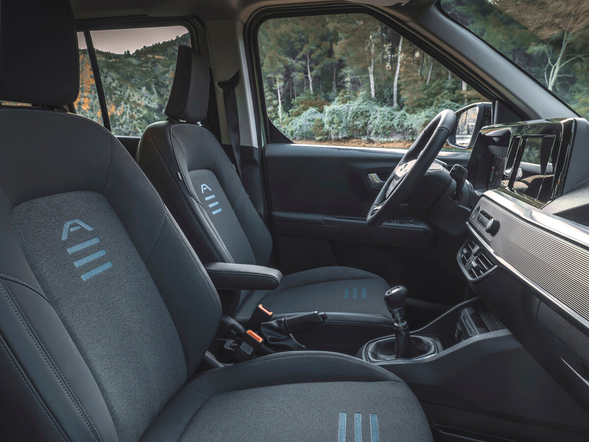Ford Tourneo Courier II Компактвэн — фото 9