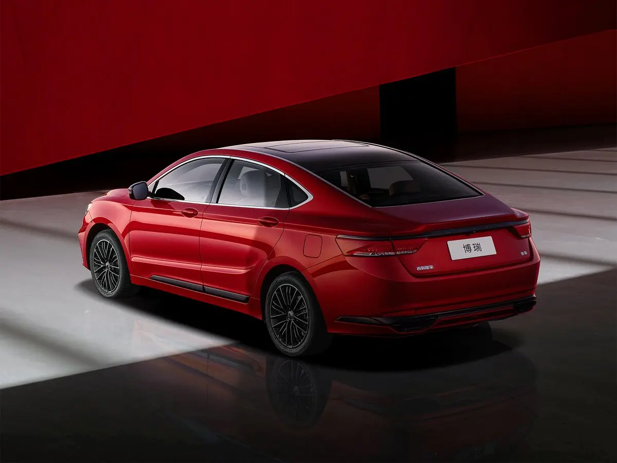 Geely GC9 I Рестайлинг Седан — сүрөт 3