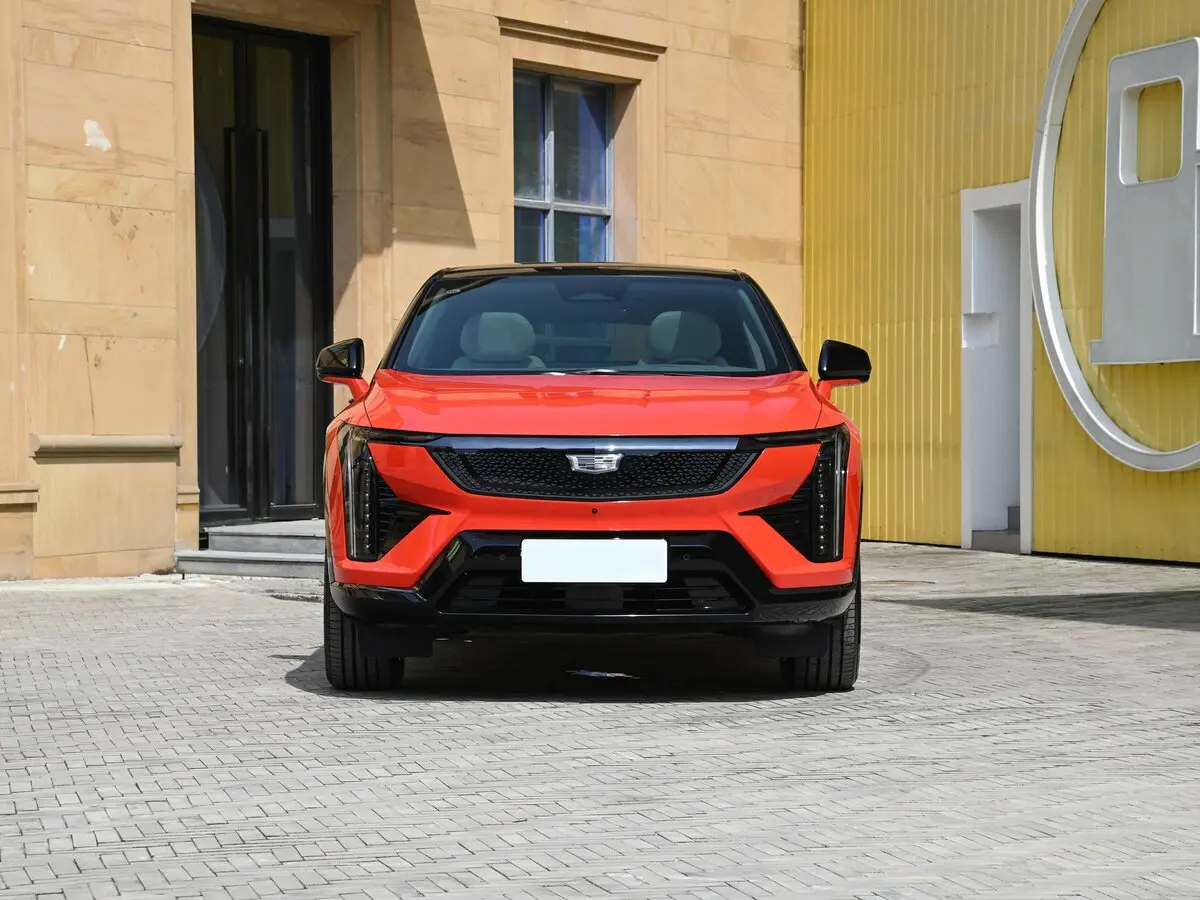 Cadillac Optiq 2024 – н.в. Внедорожник 5 дв. — сүрөт 3