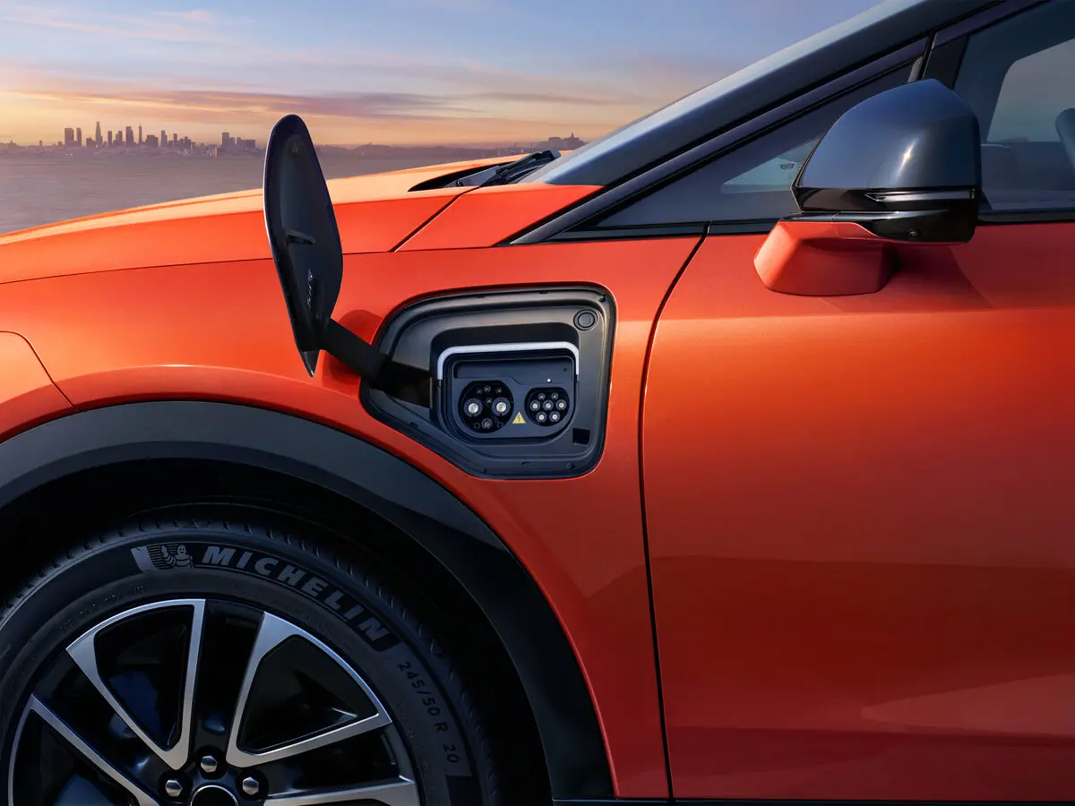 Cadillac Optiq 2024 – н.в. Внедорожник 5 дв. — сүрөт 11