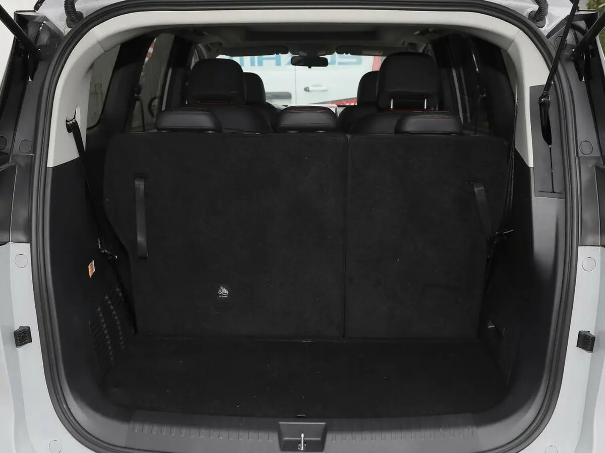 Maxus MIFA 5 I Минивэн — сүрөт 4