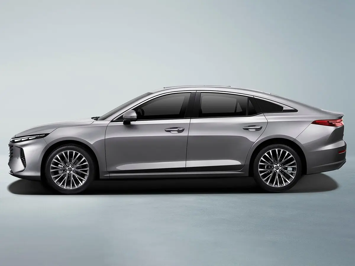FAW Bestune B70 I Рестайлинг Лифтбек — сүрөт 2