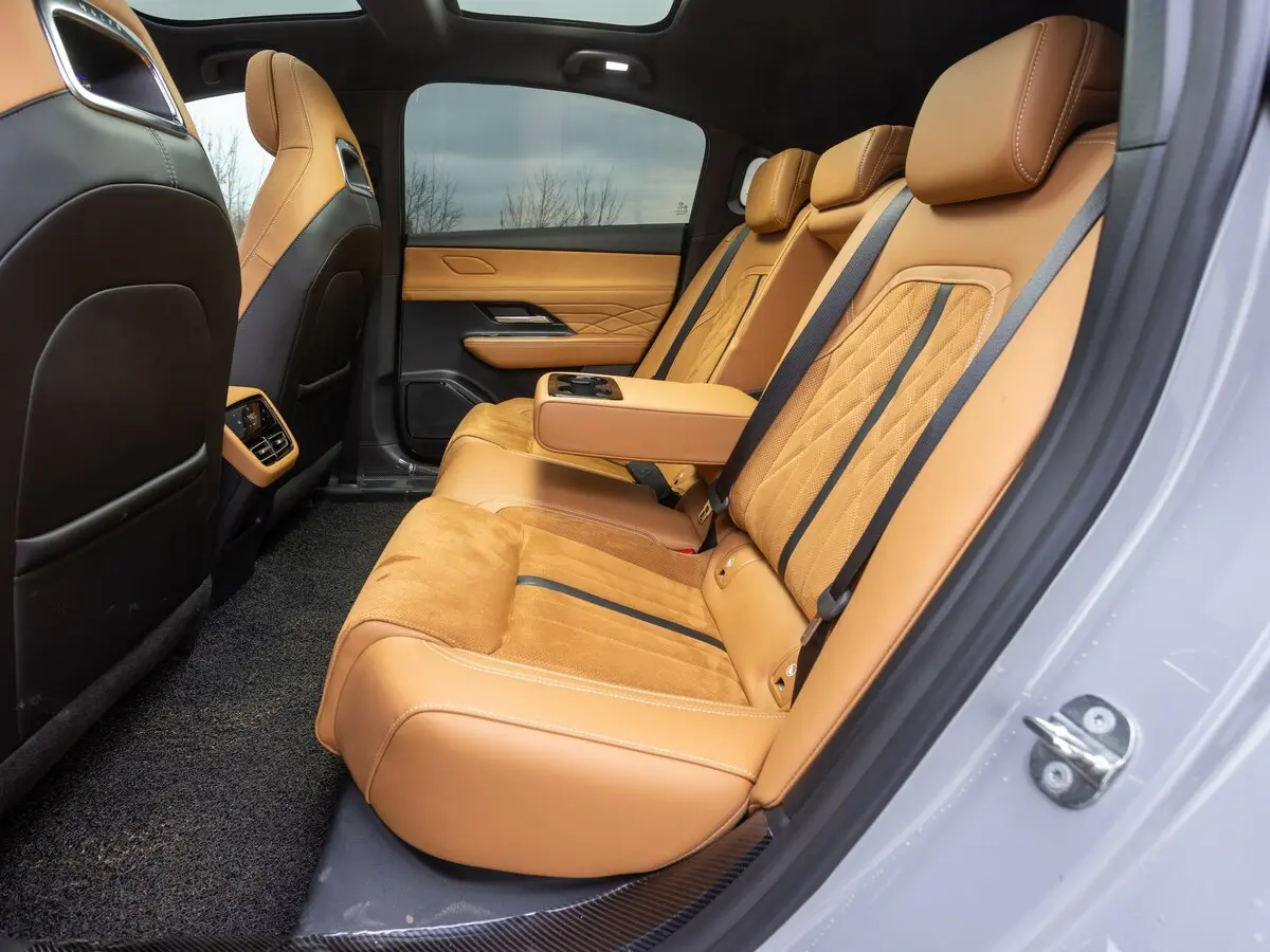Mazda EZ-6 2024 – н.в. Лифтбек — сүрөт 24