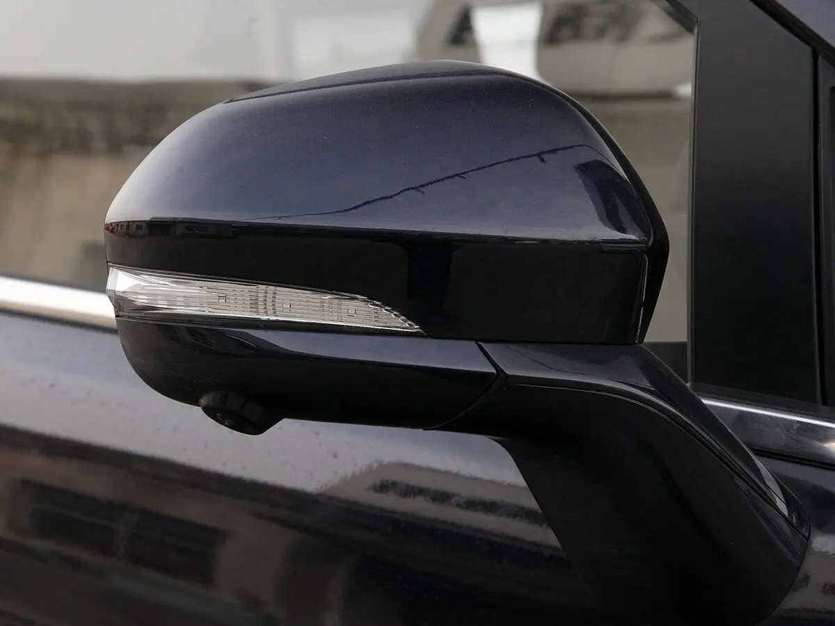 Oshan Cosmos 2019 – 2022 Минивэн — photo 15