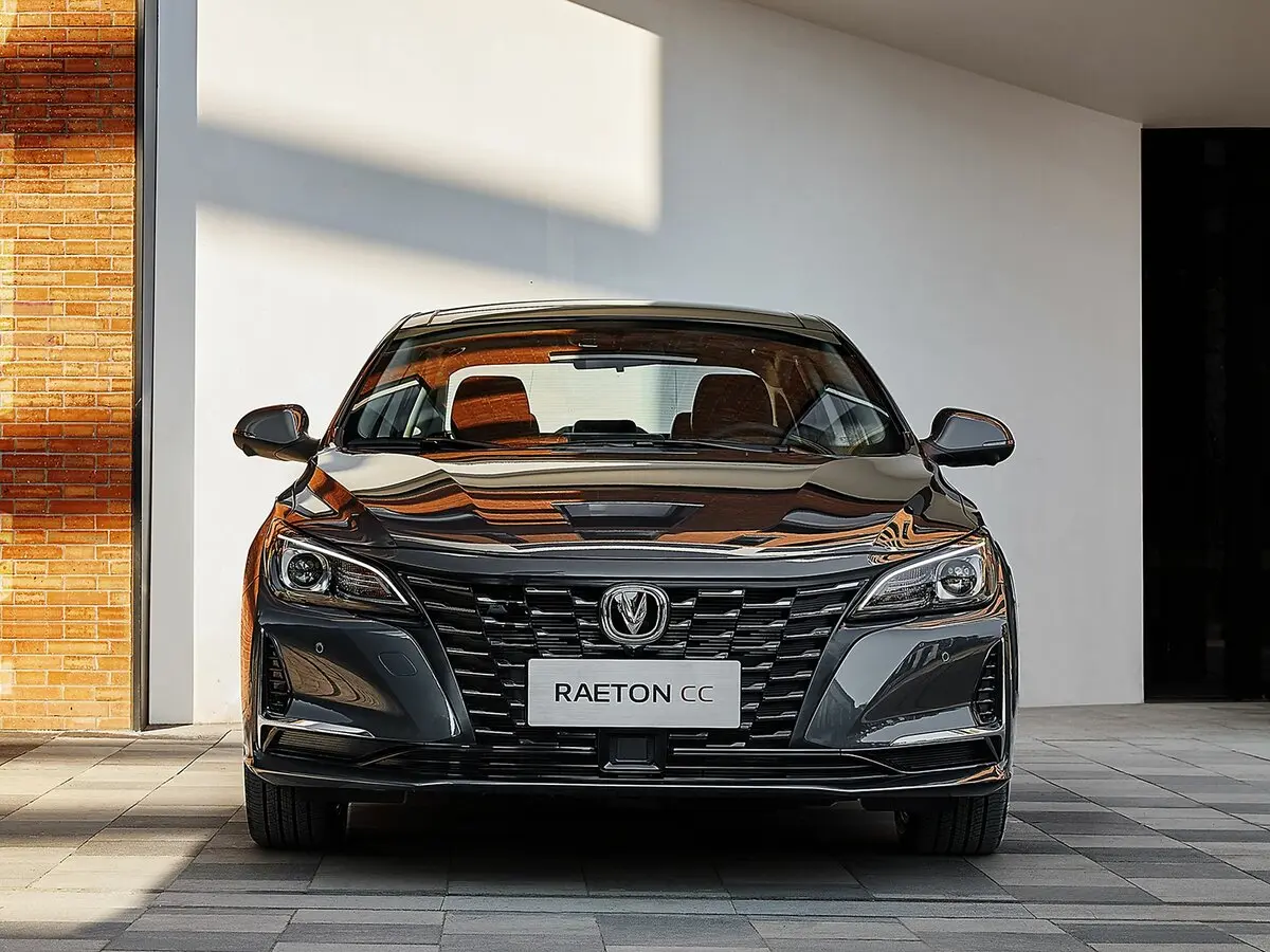 Changan Raeton CC I Рестайлинг 2 Седан — сүрөт 3
