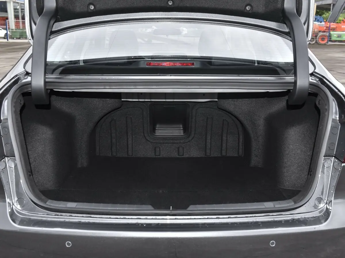 Changan Raeton CC I Рестайлинг 2 Седан — сүрөт 11