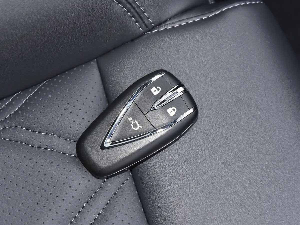 Changan Raeton CC I Рестайлинг 2 Седан — сүрөт 15