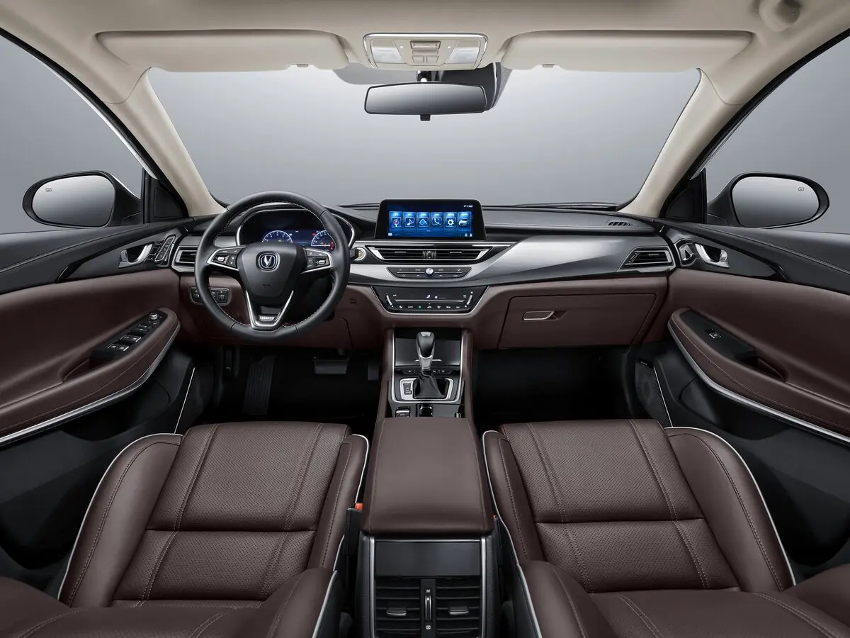 Changan Raeton CC I Седан — сүрөт 5