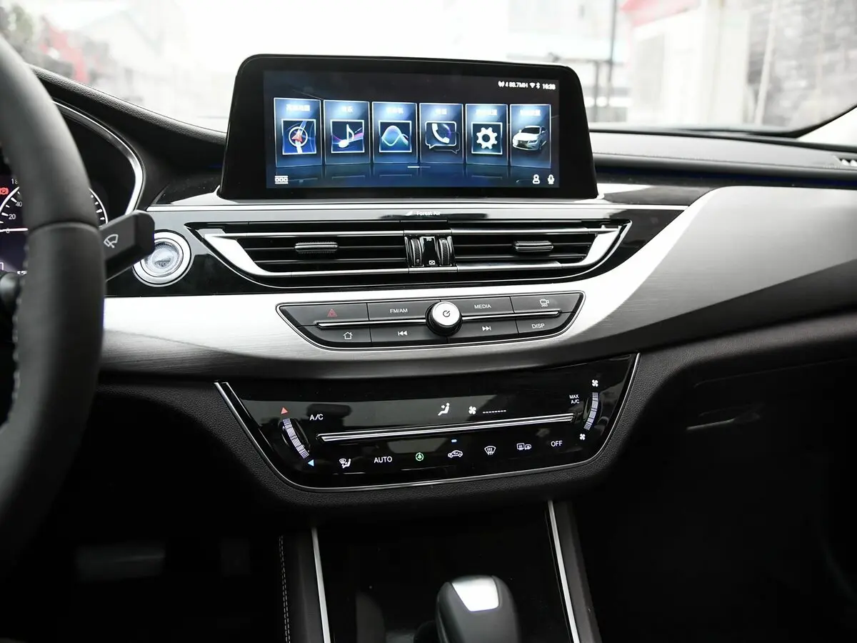 Changan Raeton CC I Седан — сүрөт 15
