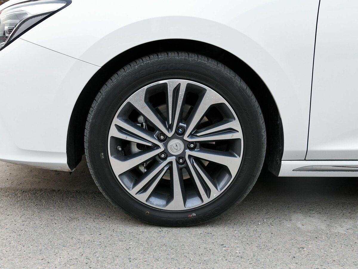 Changan Raeton CC I Седан