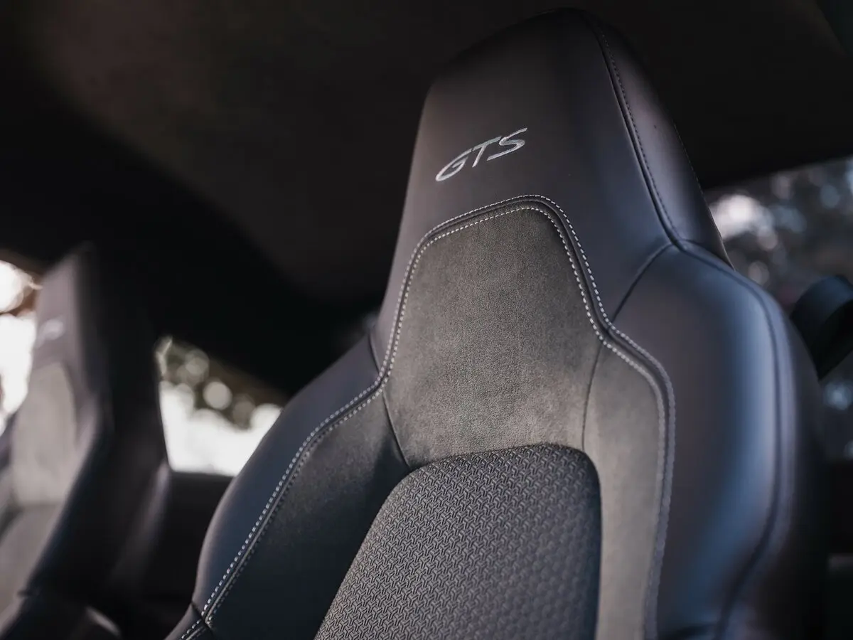 Porsche 911 VIII (992) Рестайлинг Купе — сүрөт 12