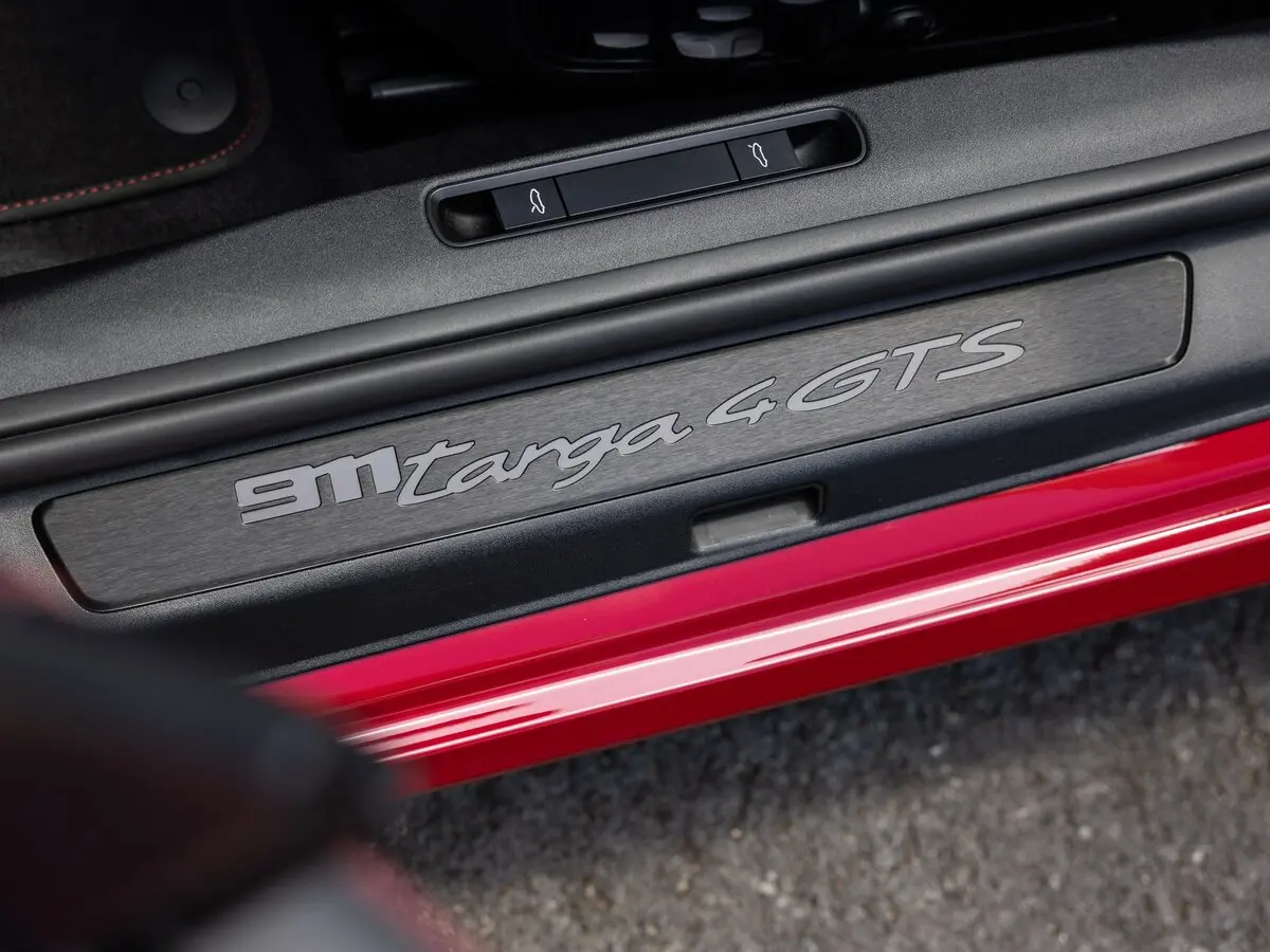 Porsche 911 VIII (992) Рестайлинг Тарга Targa — сүрөт 9