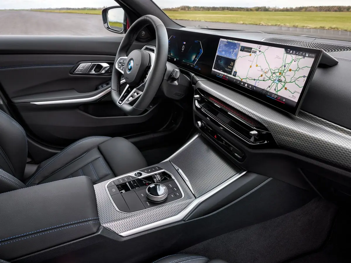 BMW 3 серии VII (G2x) Рестайлинг 2 Универсал 5 дв. — сүрөт 6