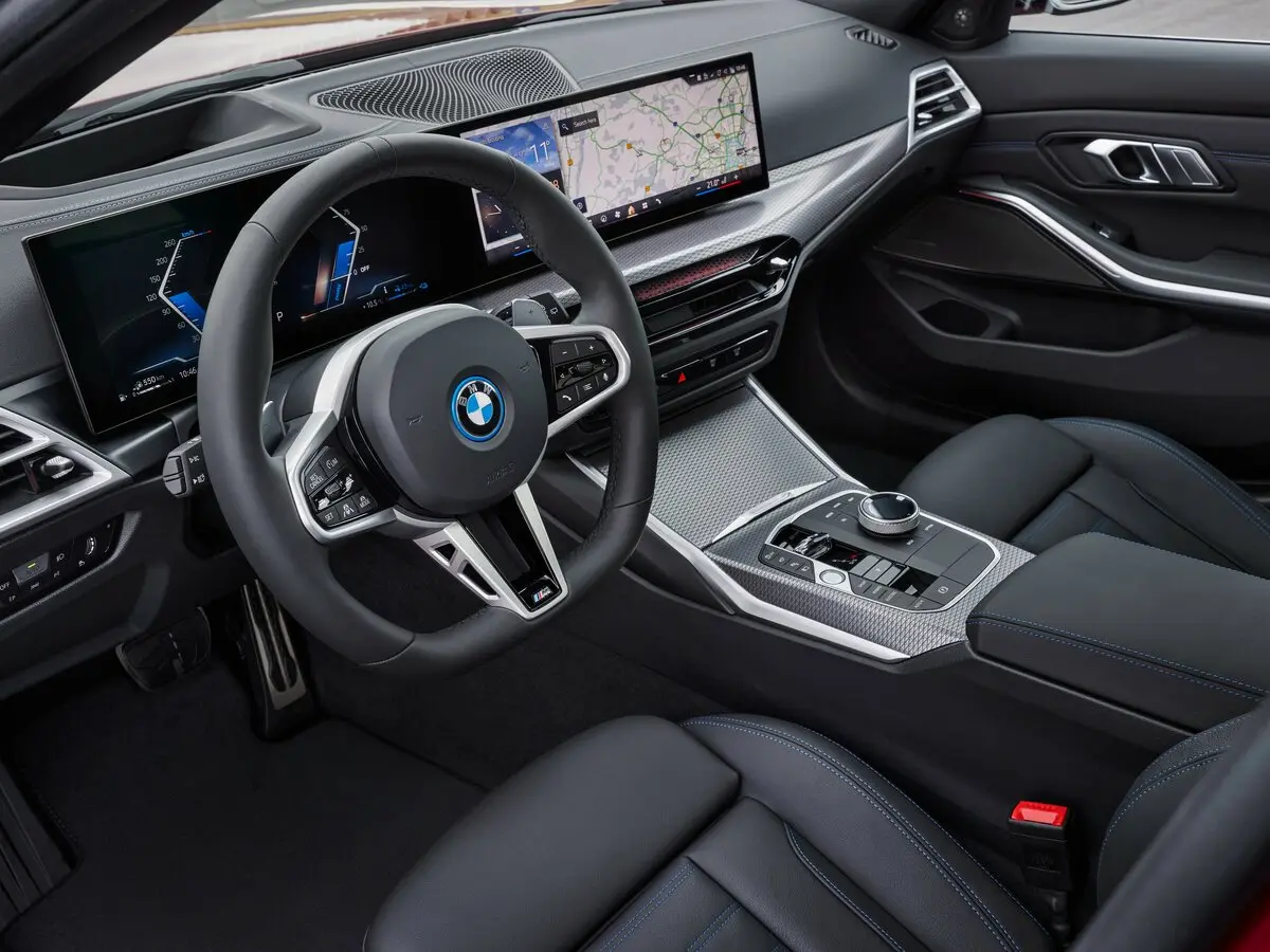 BMW 3 серии VII (G2x) Рестайлинг 2 Универсал 5 дв. — сүрөт 7