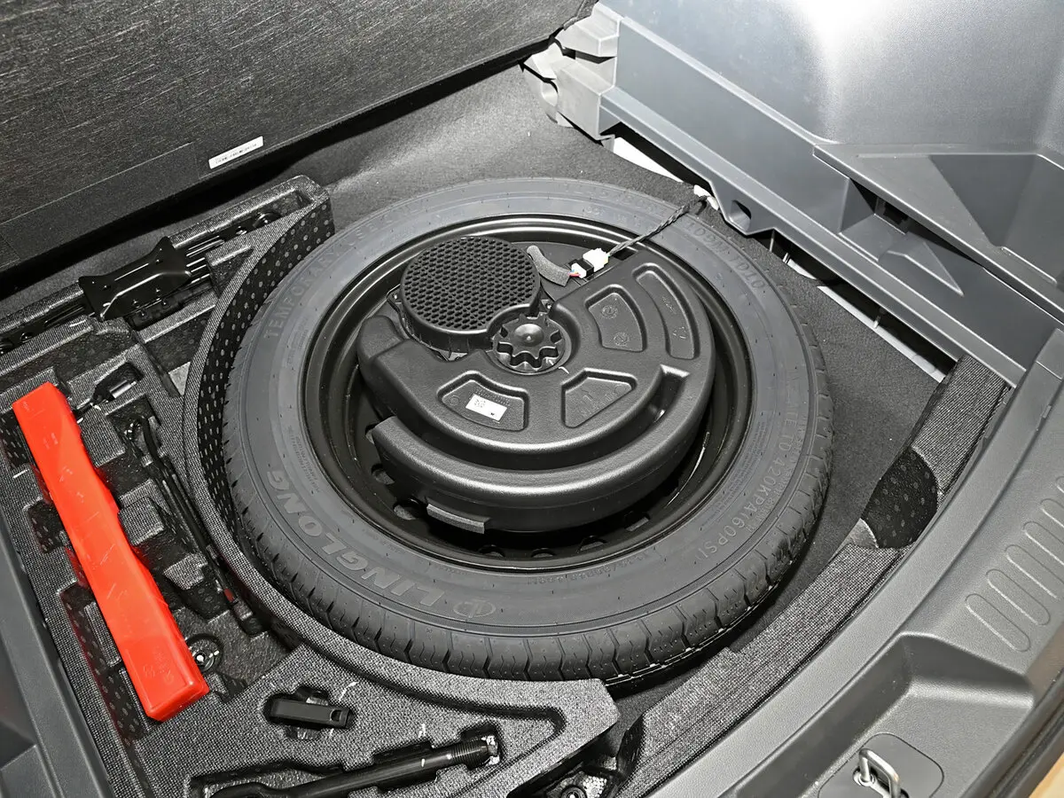Haval H6 III Рестайлинг Внедорожник 5 дв. — сүрөт 13