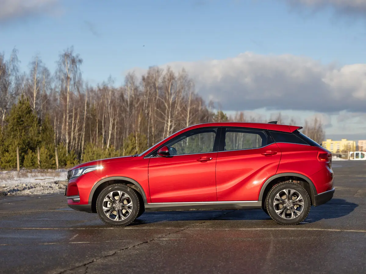 Dongfeng DFSK 500 2024 – н.в. Внедорожник 5 дв. — 照片 8