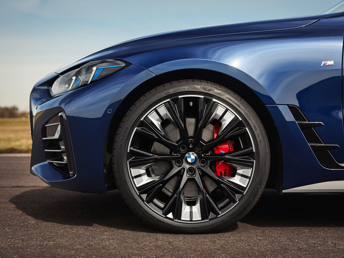 BMW 4 серии G22, G23, G26 Рестайлинг Лифтбек Gran Coupe