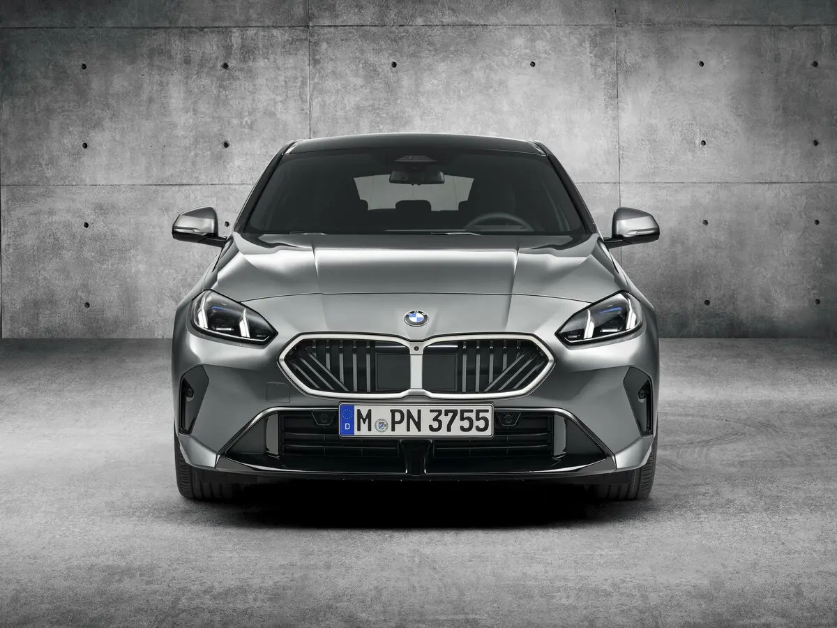 BMW 1 серии IV (F70) Хэтчбек 5 дв. — сүрөт 2