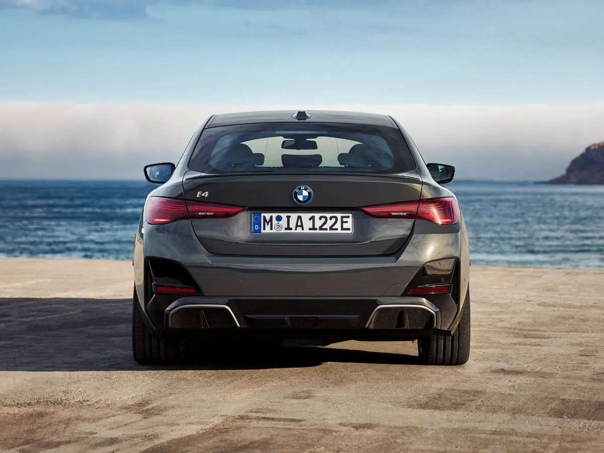 BMW i4 G26 Рестайлинг Лифтбек — сүрөт 4