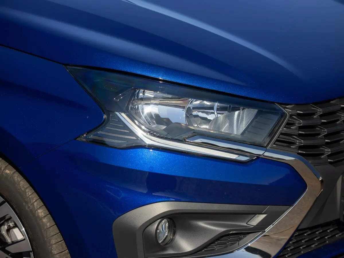 Lada (ВАЗ) Iskra 2025 – н.в. Седан — сүрөт 35