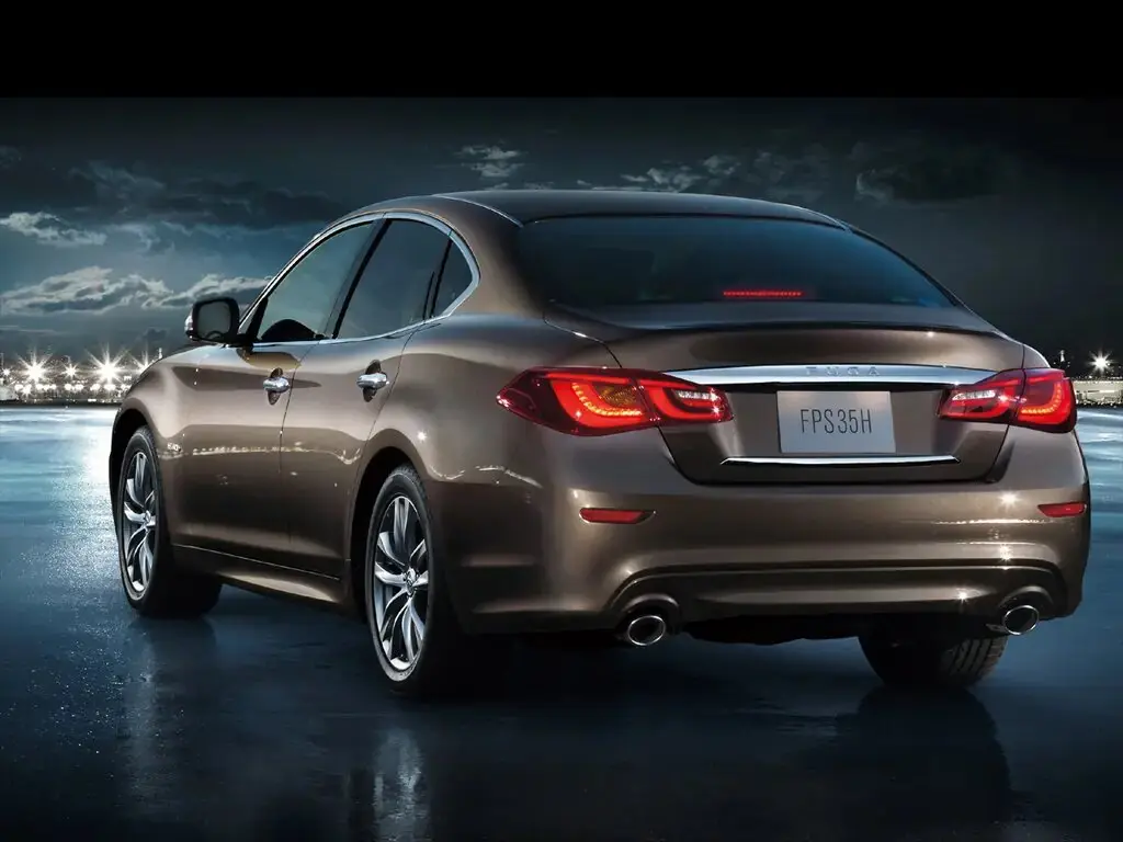 Nissan Fuga II Рестайлинг Седан — сүрөт 4