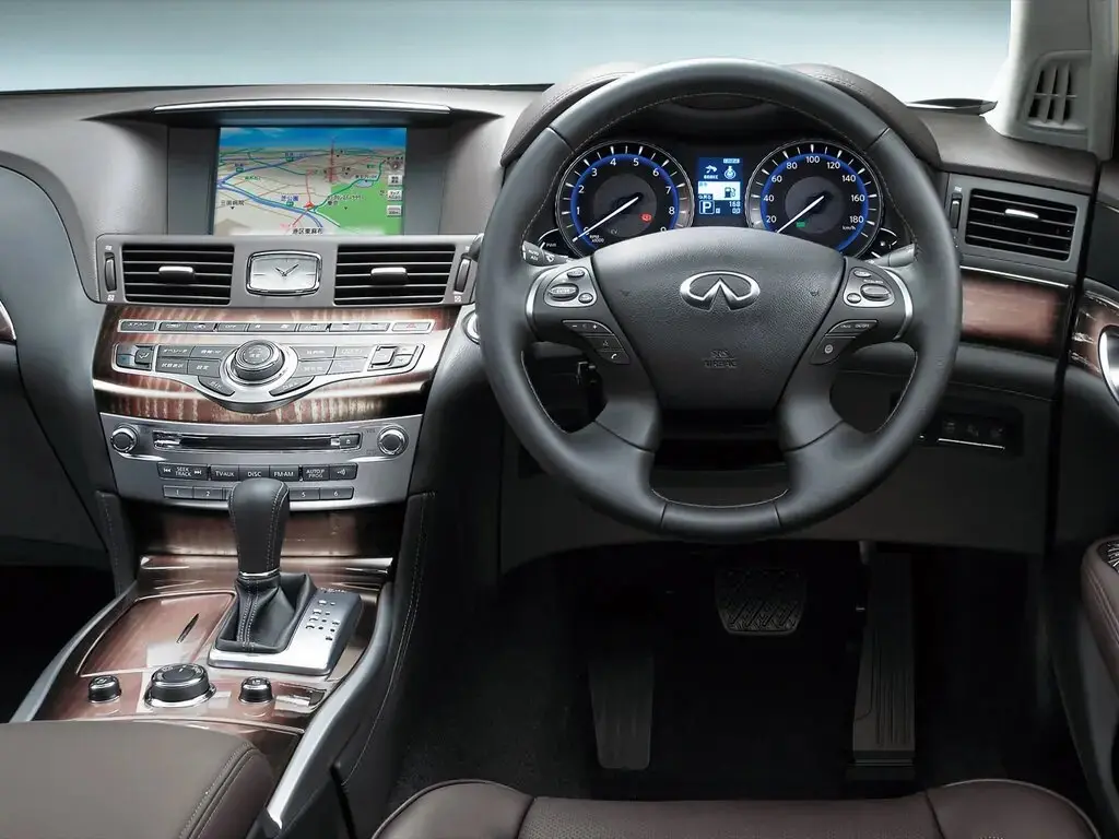 Nissan Fuga II Рестайлинг Седан — сүрөт 7